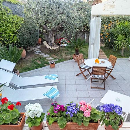 Orosei Home Holidays - Rimediu ภายนอก รูปภาพ
