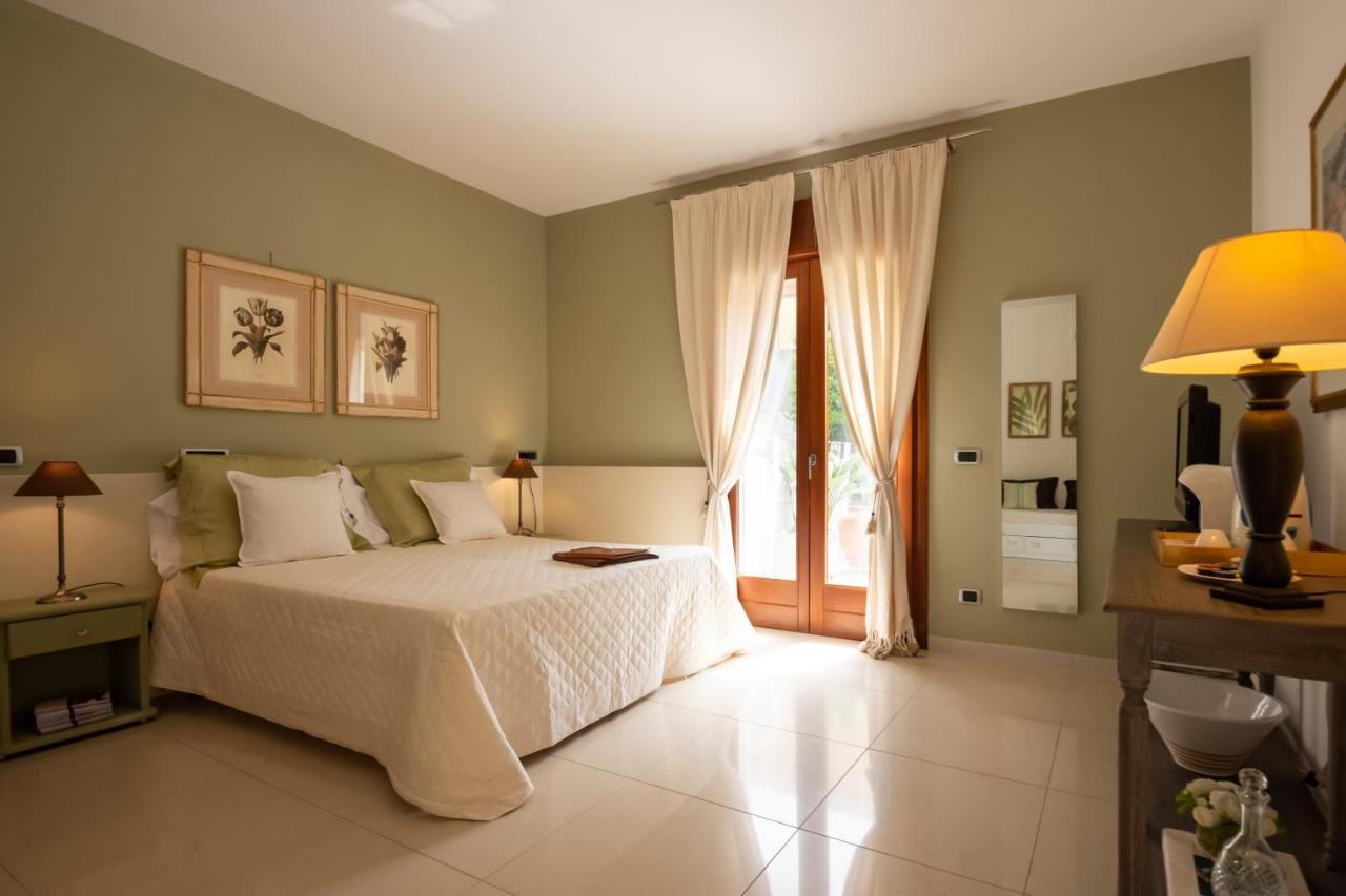 Orosei Home Holidays - Rimediu ภายนอก รูปภาพ