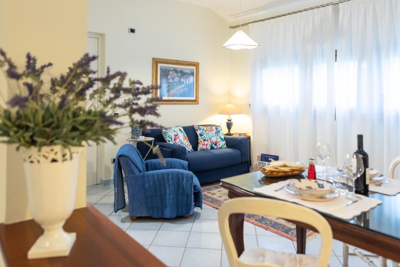 Orosei Home Holidays - Rimediu ภายนอก รูปภาพ
