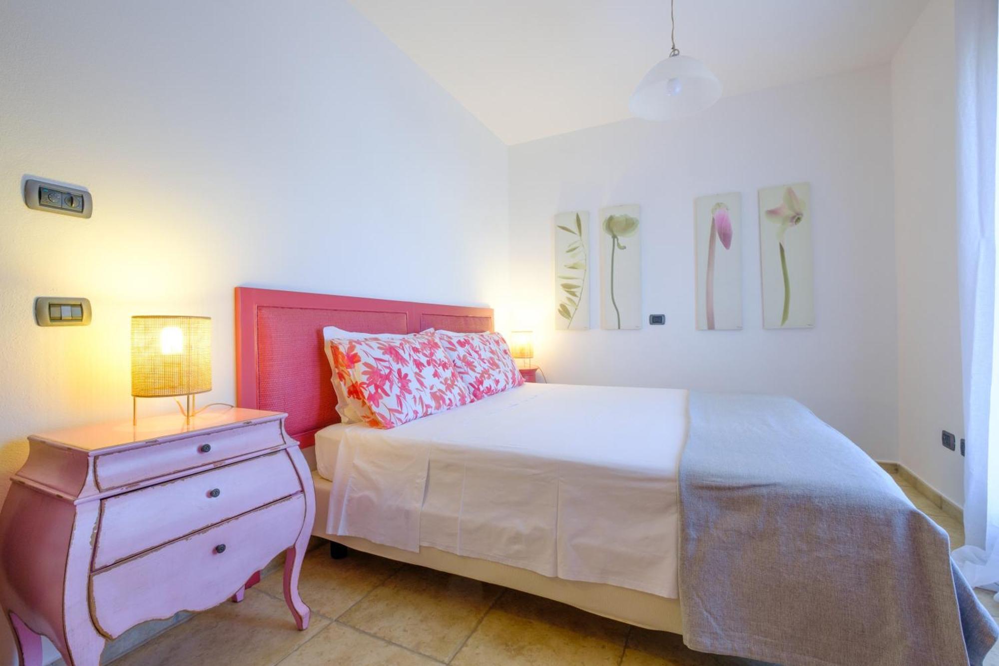 Orosei Home Holidays - Rimediu ภายนอก รูปภาพ