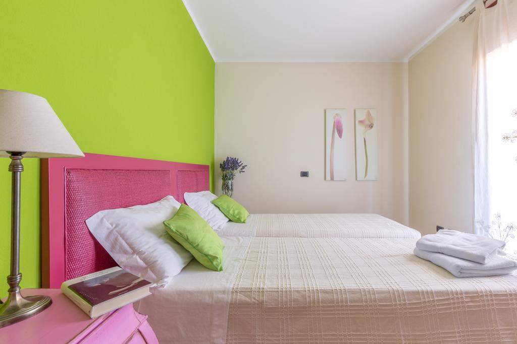 Orosei Home Holidays - Rimediu ภายนอก รูปภาพ